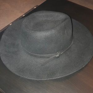 Black wool Panama hat